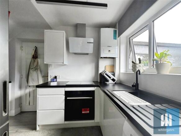 2 bed Semi-Detached for sale Image 8