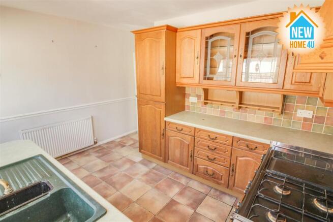 KITCHEN: