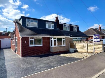 Cotswold Avenue, High Crompton, Shaw, Oldham, OL2