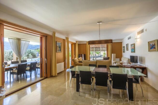 Stunning Villa Surrounded by nature offering a walking distance to Pollensa Old Town