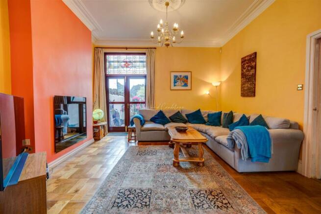 Cathedral Road, Pontcanna, HernCrabtree (51).jpg