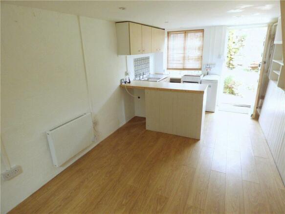 Lounge Kitchen