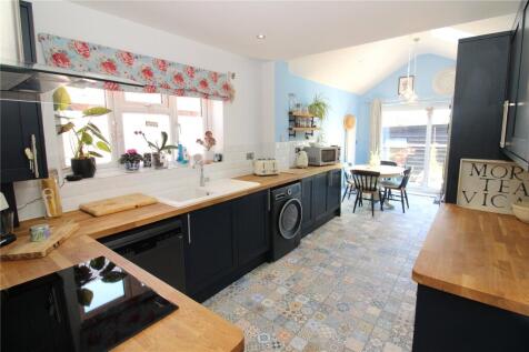 Meadowbank Road, Fareham, Hampshire, PO15