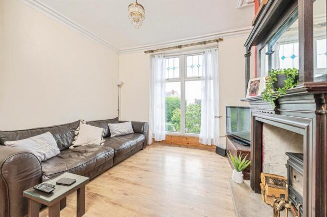 2 bed Detached for sale Image 8