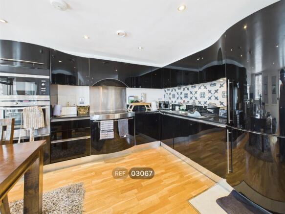 Kitchen/Living area