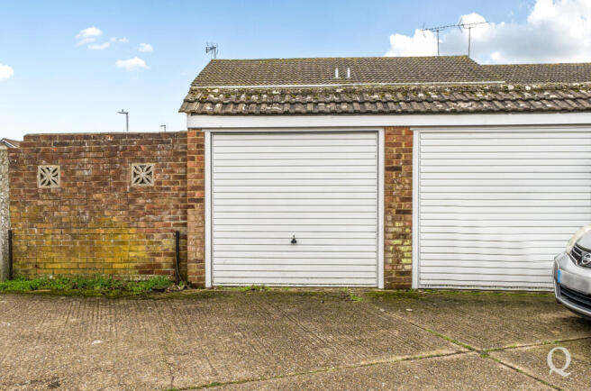 efb15267-afb8-4ef...