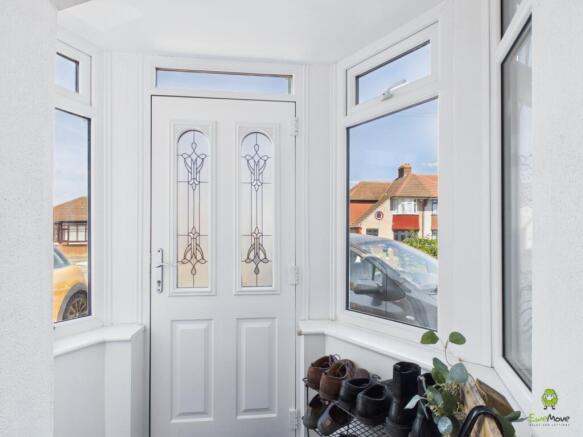 Presented by Nicoleta at EweMove Bexleyheath and D