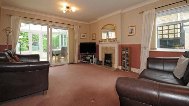 Lounge 2