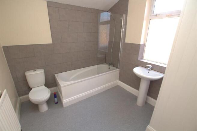 1 bed House to rent Image 5