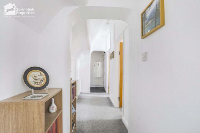 2 bed Apartment for sale Image 7
