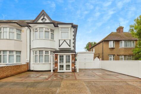 Priory Close, Wembley, HA0