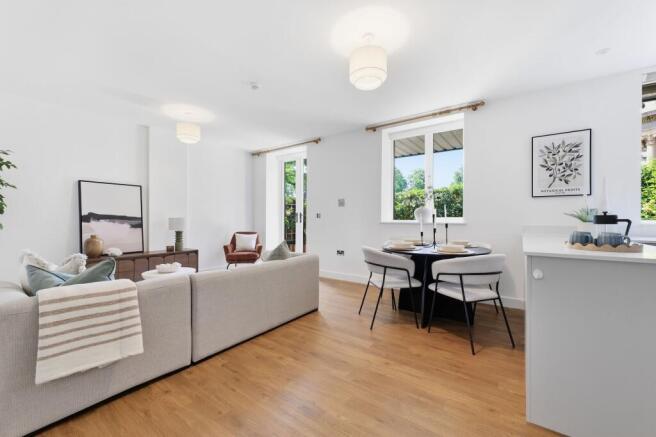 2 bed Flat for sale Image 8