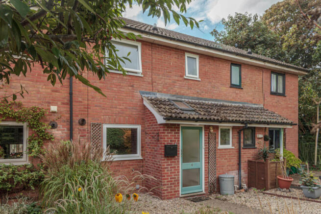 3 Bedroom Terraced for Sale