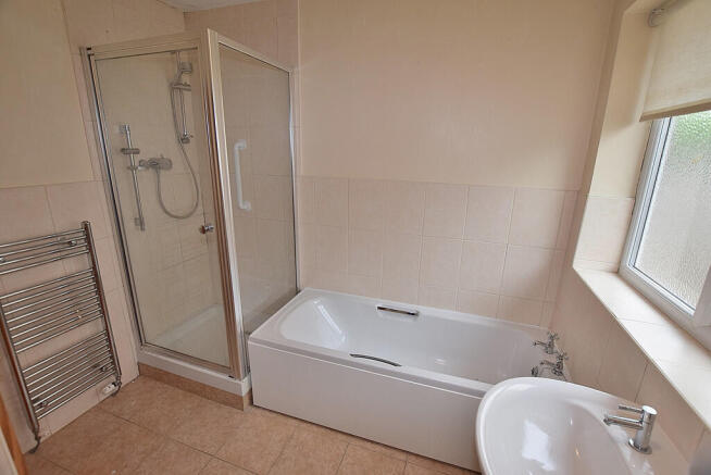 3 bed Detached Bungalow for sale Image 10