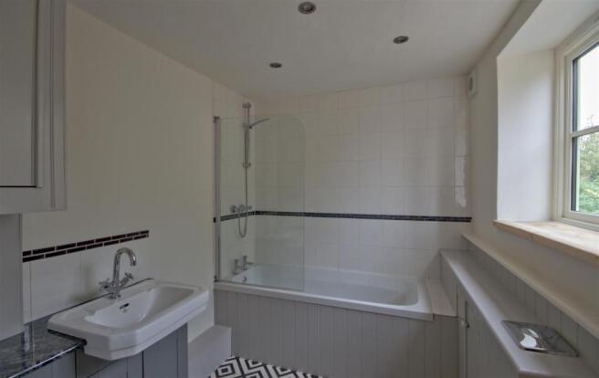 bathroom-house-for-s