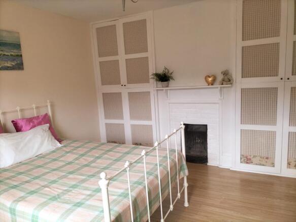 Bed 1
