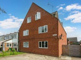 Flat 1, Grange House, Patricia Close, Slough SL1 5HU