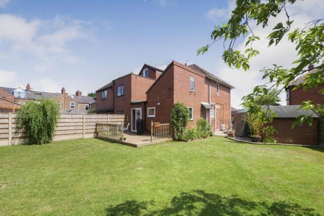 2 bed Semi-Detached for sale Image 9