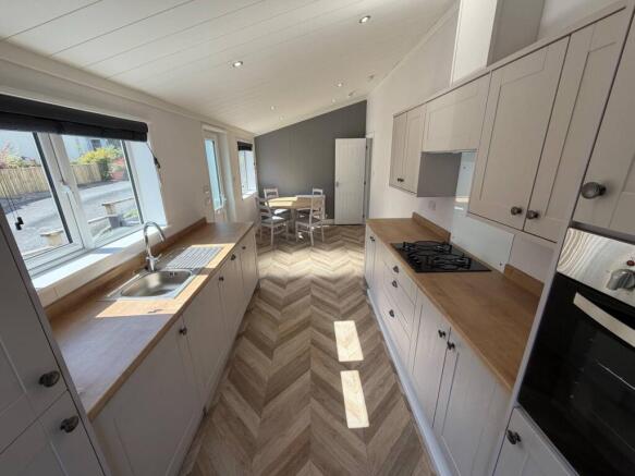 , Winsford, CW7 3DD photo 4