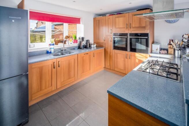 Kitchen-Dine-Family