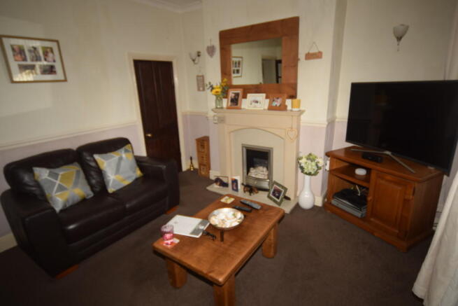 SITTING ROOM