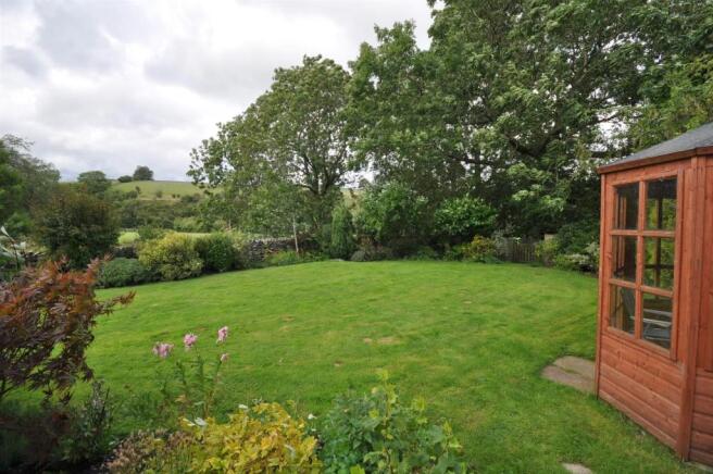 Sunny Lawn Garden