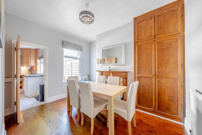 2 bed Terraced for sale Image 5