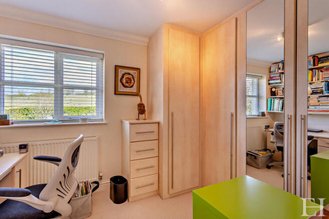 8574160-interiorW...