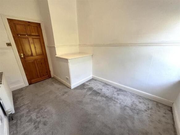 2 bed Terraced for sale Image 5