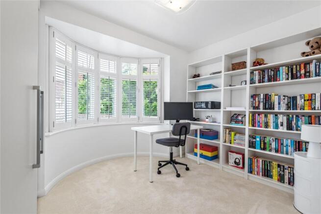 Bedroom/Study