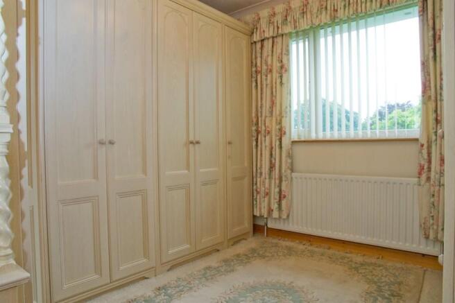 Bedroom 4/Dressin...