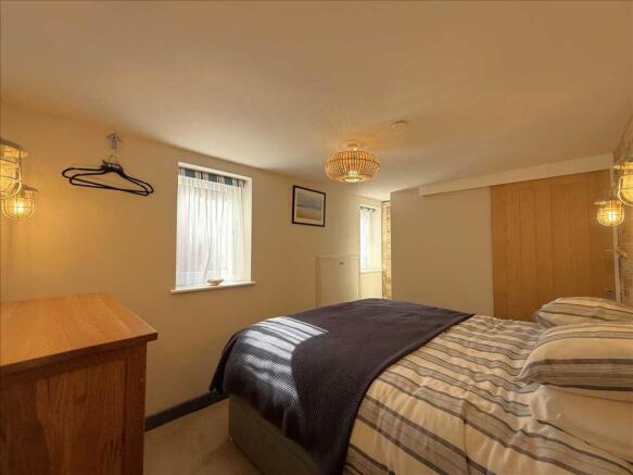 3 bed House for sale Image 7