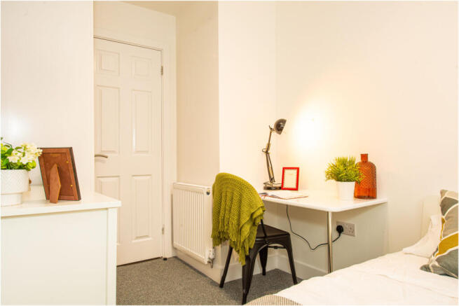 1 bed House Share to rent Image 11