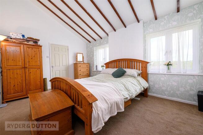 3 bed Detached for sale Image 8