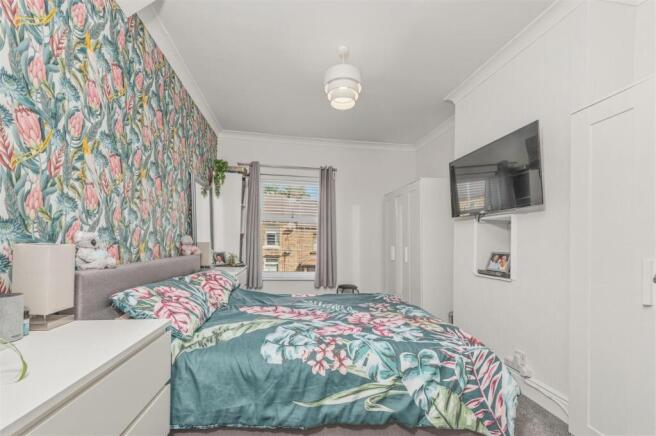 4 bed Terraced for sale Image 12