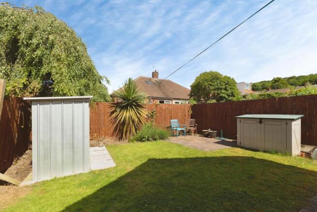 2 bed Semi-Detached Bungalow for sale Image 8