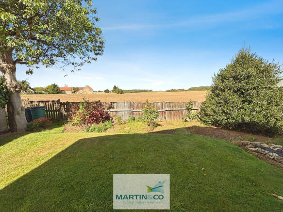 bc0249b2--40D2-8E...