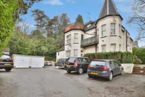 2, 62 Surrey Towers, Surrey Road, Bournemouth BH4 9HT