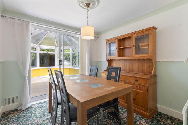 4 bed Semi-Detached for sale Image 9