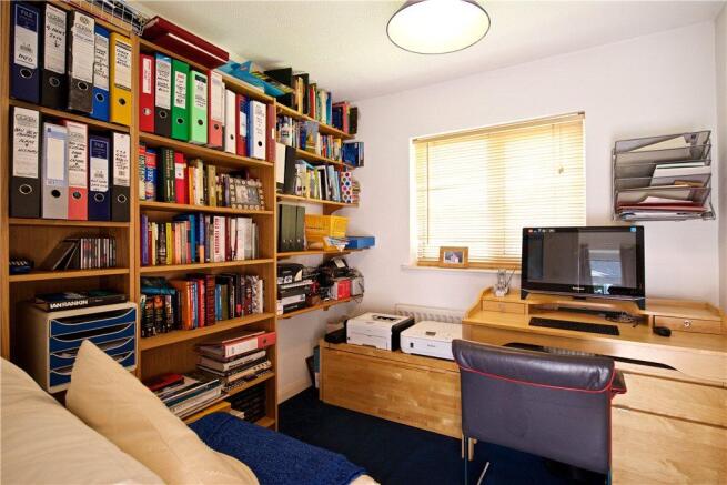 Bedroom/Study