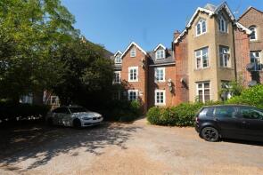 Flat 3, 23a, Upton Park, Slough SL1 2DA
