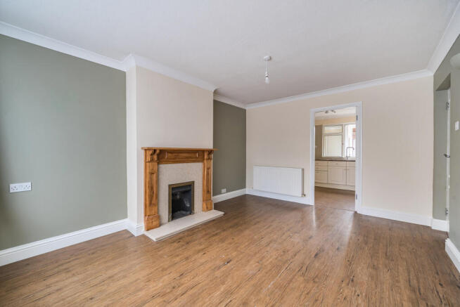 1410096-13-698b25...