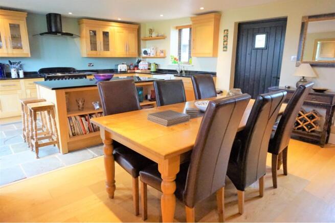 Kitchen / Diner