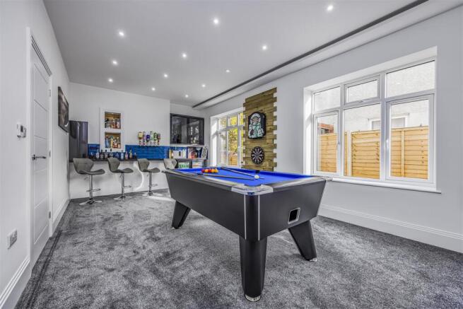 31 Lovedean Lane, Waterlooville-PorticoMarketing-S