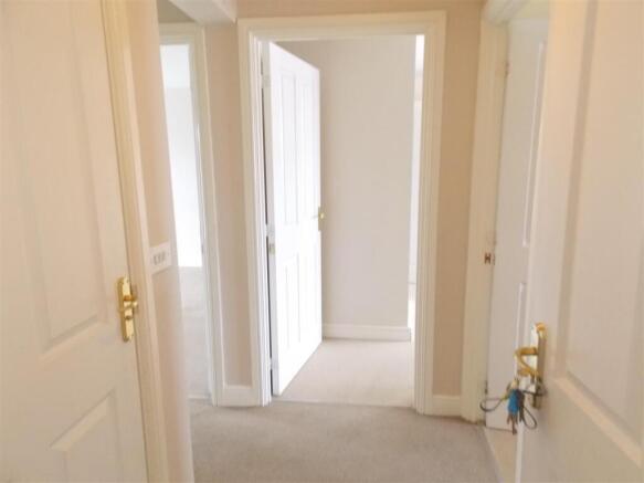 34 Redhill Park (4).JPG