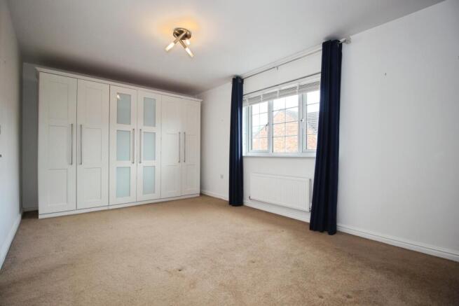 4 bed Terraced for sale Image 10
