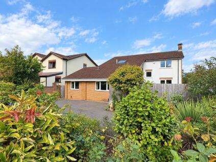 White Oak Way, Nailsea, North Somerset, BS48