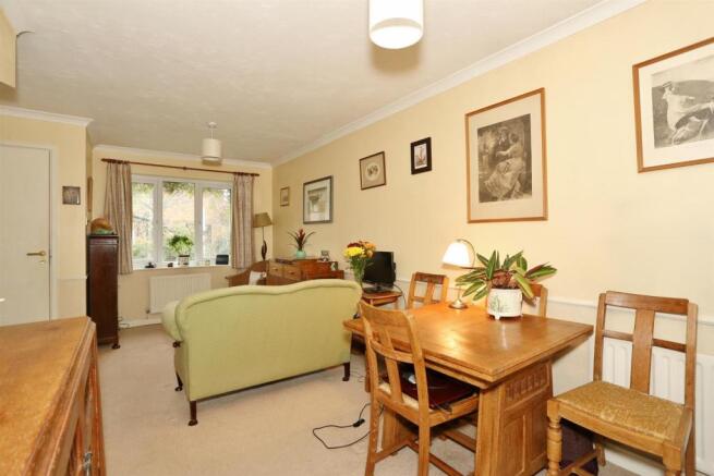 Full View Of Lounge / Dining Room