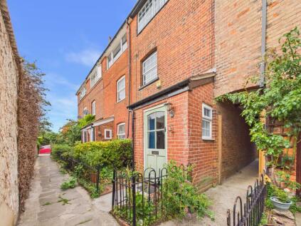 Finsbury Place , Halstead, CO9