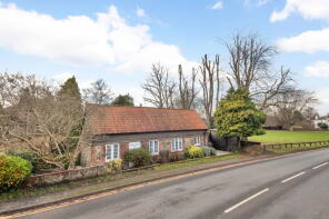 Weavers Cottage, Wrotham Road, Meopham, Gravesend DA13 0JE